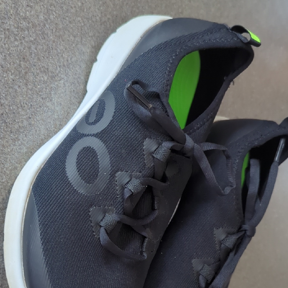 Women's Oofos Tennis Shoes